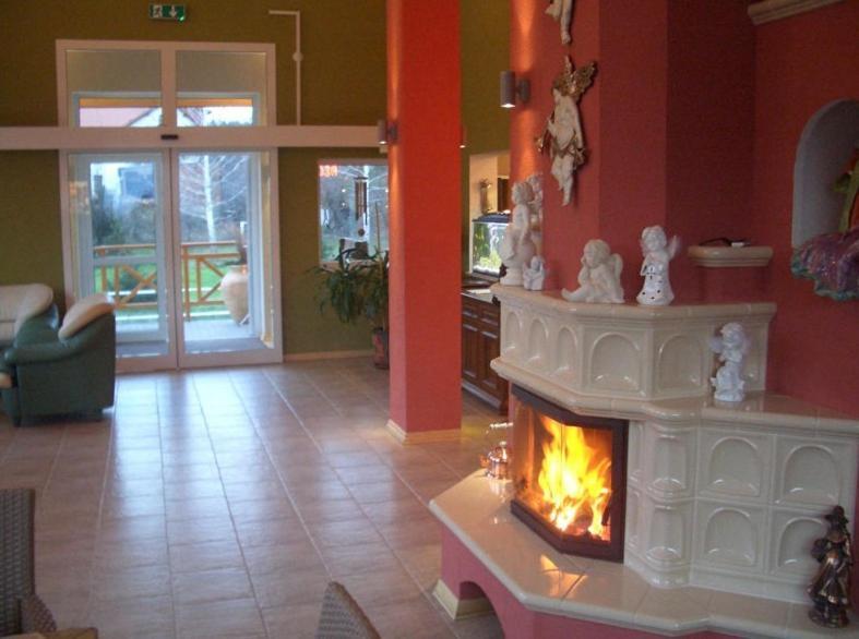 Hotel Krak Myślenice Εξωτερικό φωτογραφία