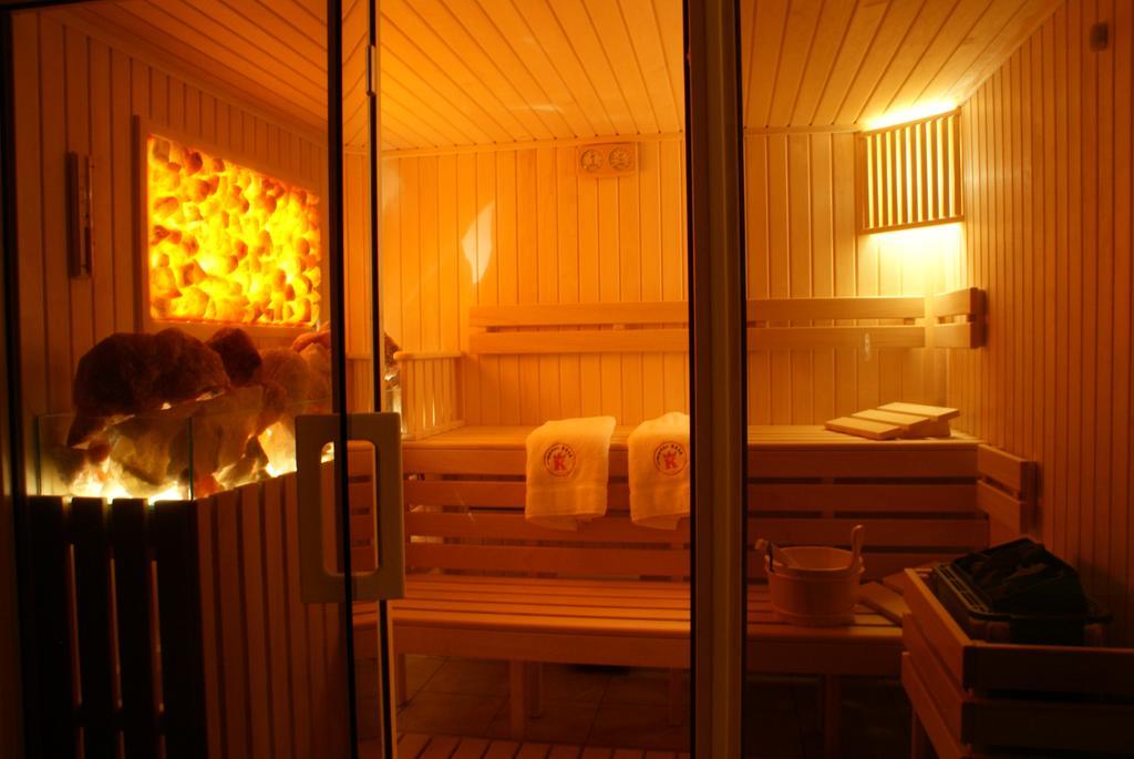 Hotel Krak Myślenice Εξωτερικό φωτογραφία