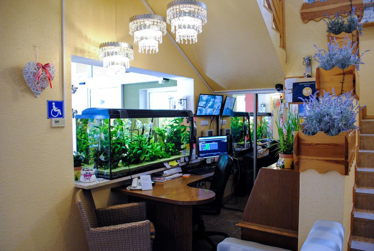 Hotel Krak Myślenice Εξωτερικό φωτογραφία