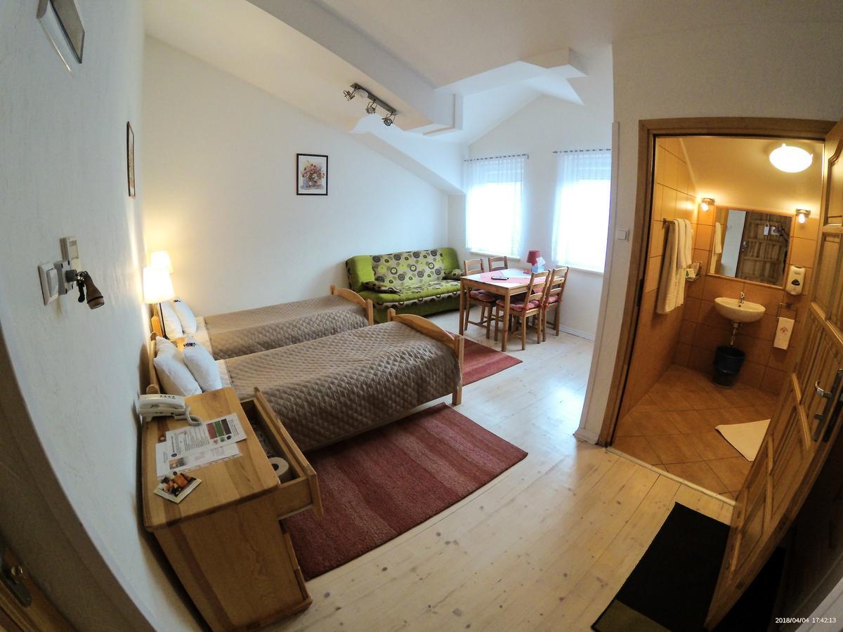 Hotel Krak Myślenice Εξωτερικό φωτογραφία