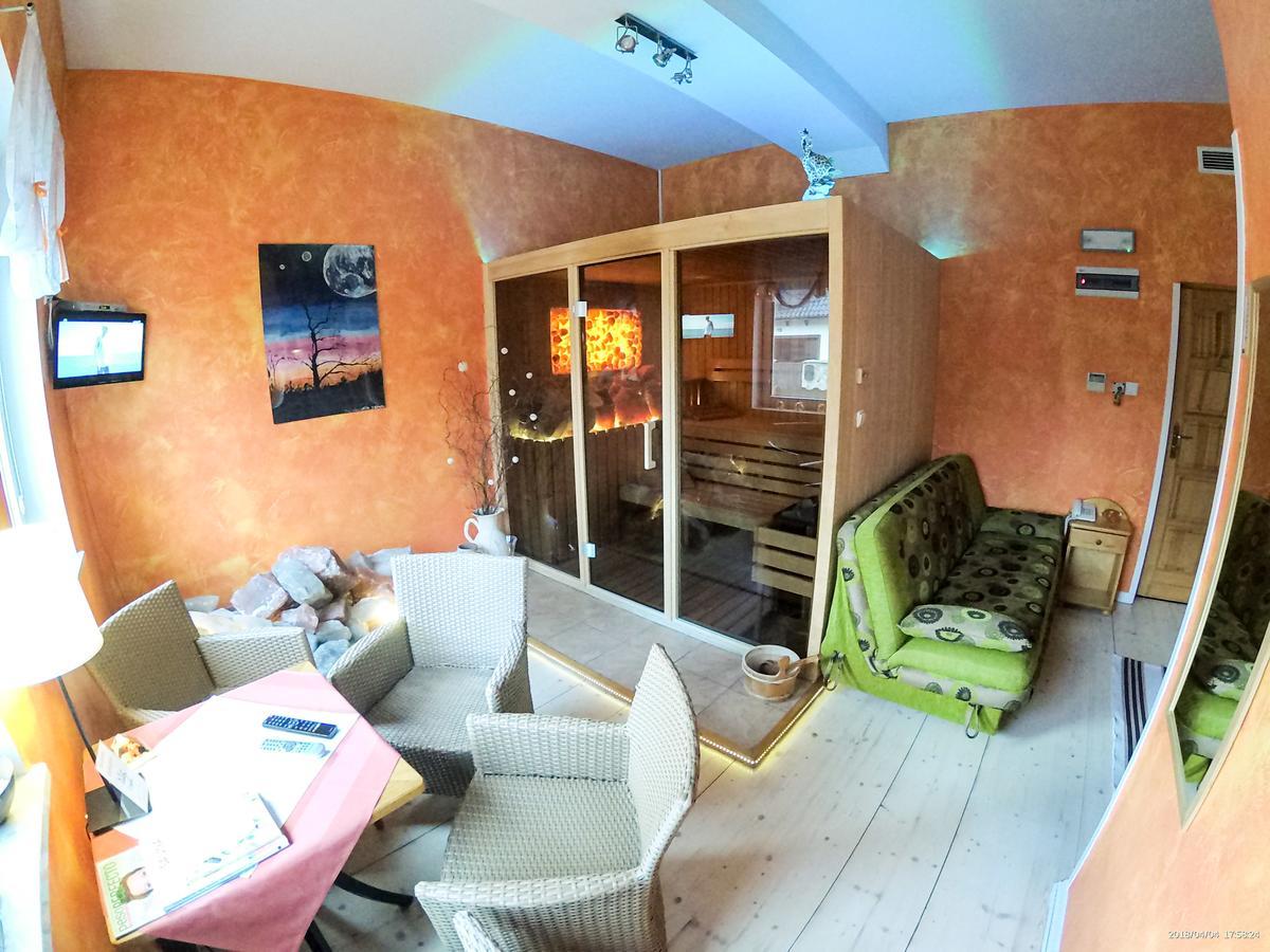 Hotel Krak Myślenice Εξωτερικό φωτογραφία