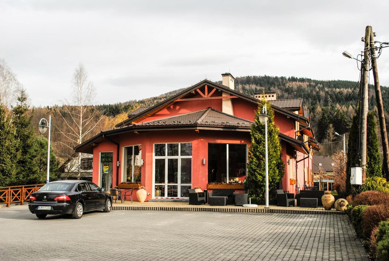 Hotel Krak Myślenice Εξωτερικό φωτογραφία